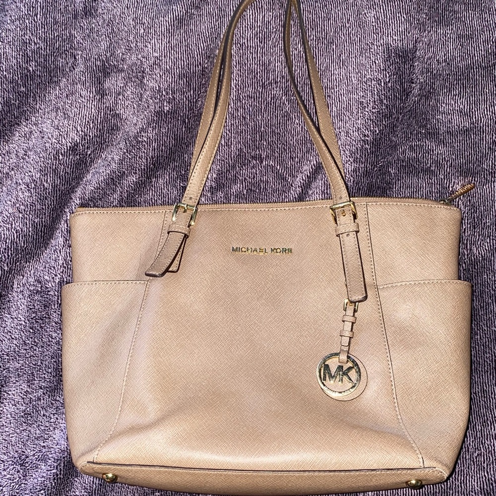 micheal kors purse